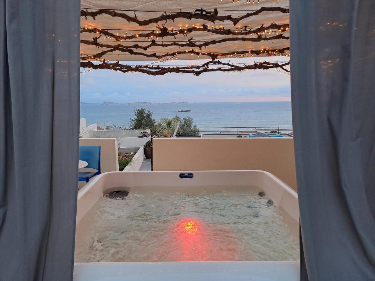 Les Suites Love 3 Spa Vue Mer Piscine Марсель Экстерьер фото