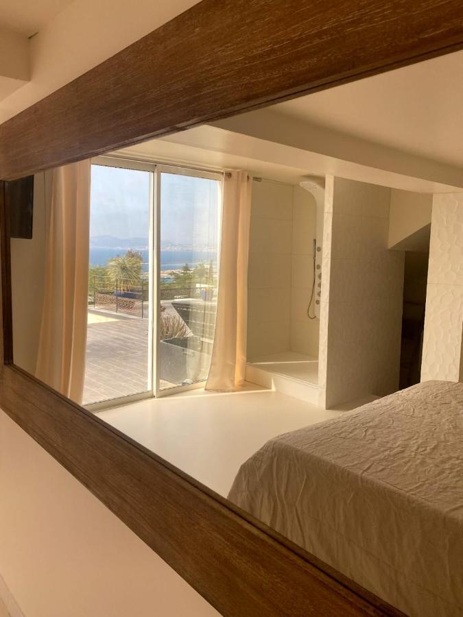 Les Suites Love 3 Spa Vue Mer Piscine Марсель Экстерьер фото